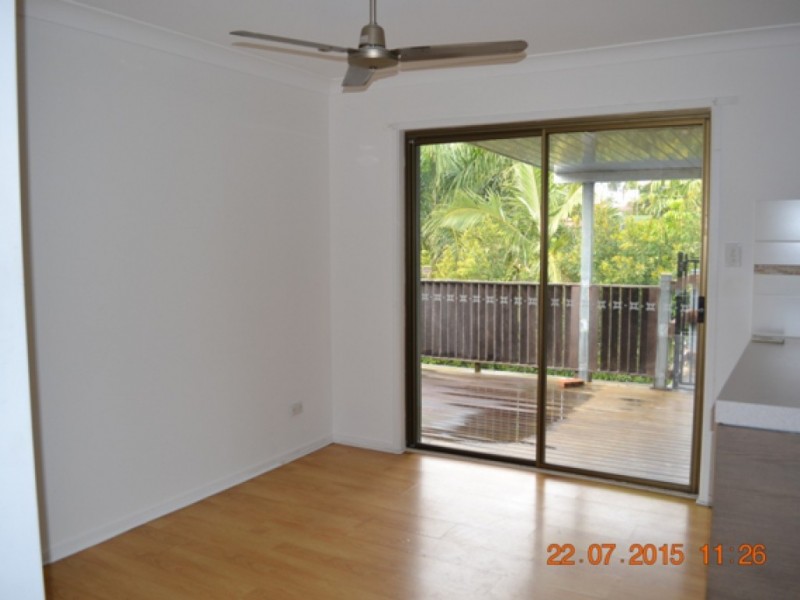 10 Milbong Terrace, Ashmore QLD 4214