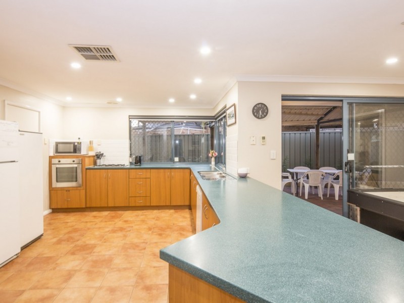 89 Lakey St, Southern River WA 6110