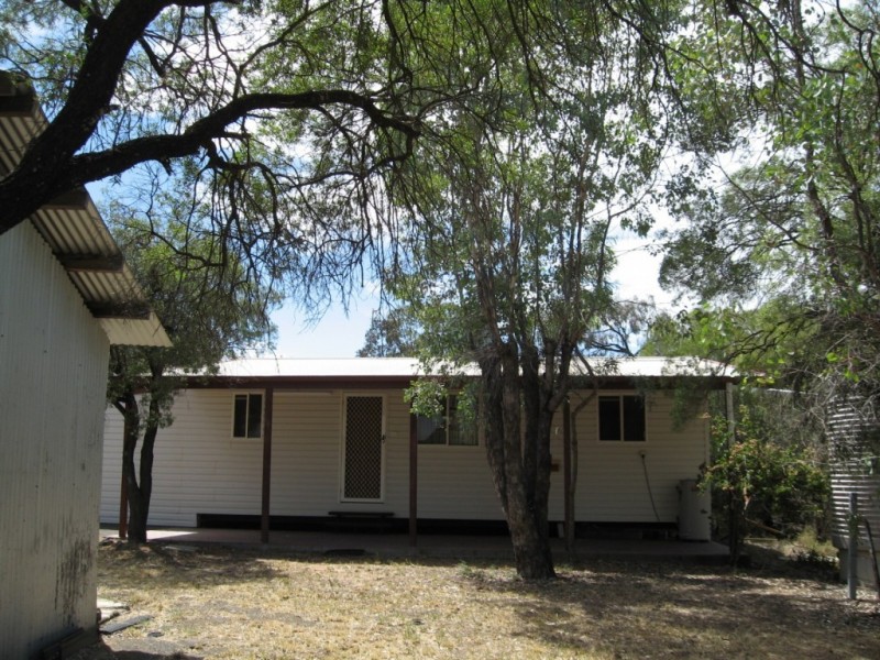 106 Roslyn Drive, Roma QLD 4455
