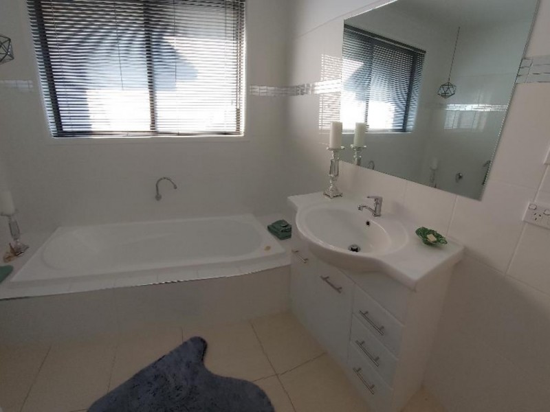 6/25 Penna Road, Midway Point TAS 7171