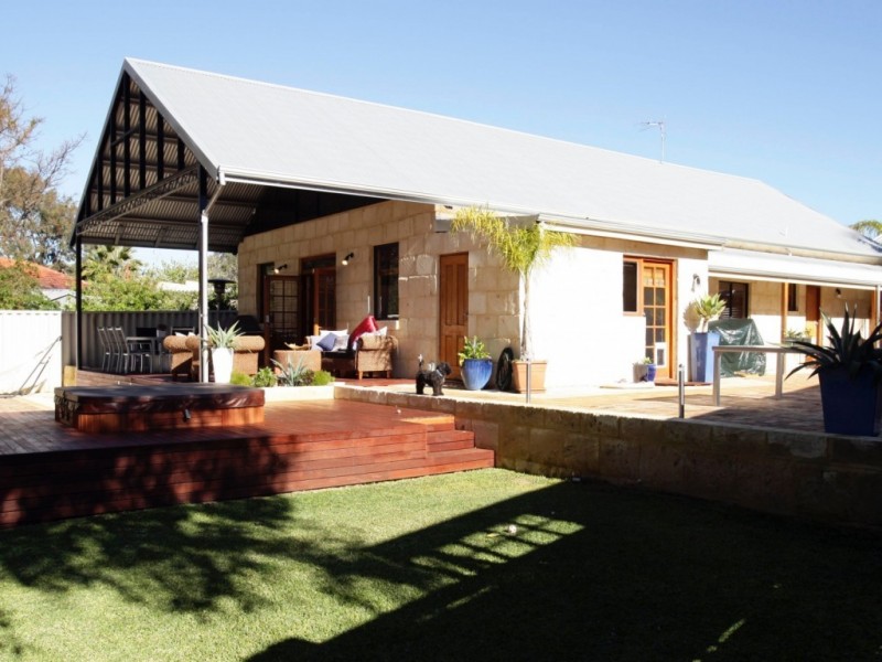 174 B Forrest Road, Hamilton Hill WA 6163