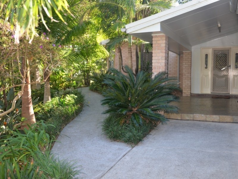 18A Uplands Drive, Parkwood QLD 4214