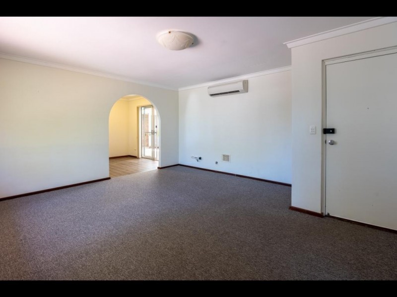 5a Gemmell Way, Hillarys WA 6025