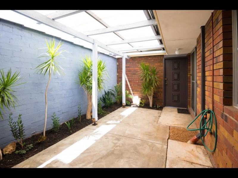 5a Gemmell Way, Hillarys WA 6025