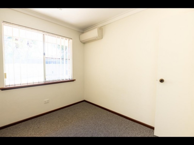 5a Gemmell Way, Hillarys WA 6025