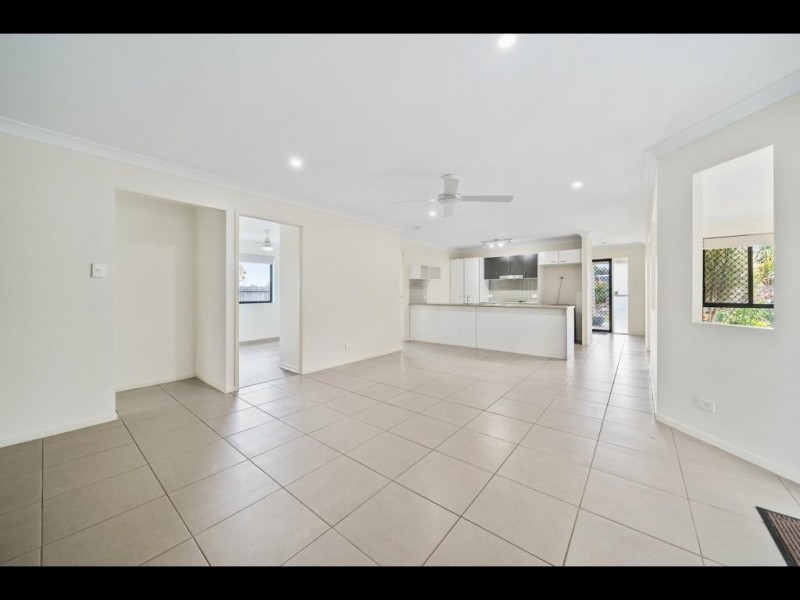 29 Tequesta Drive, Beaudesert QLD 4285