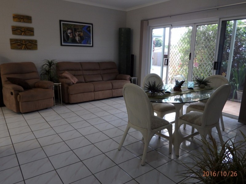 Unit 2/9 Jorgensen Street, Edmonton QLD 4869