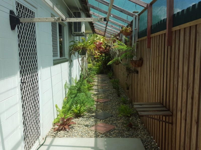 Unit 2/9 Jorgensen Street, Edmonton QLD 4869