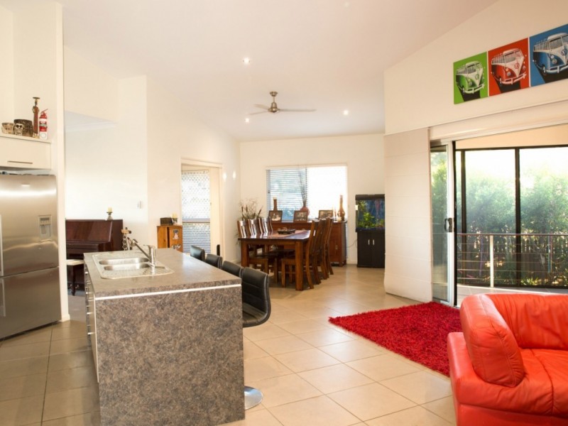 19 Tambo Court, Mount Louisa QLD 4814