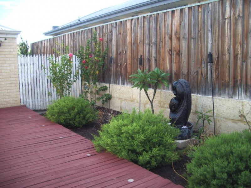 4 Voyager Link, Ellenbrook WA 6069