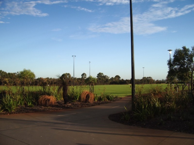 4 Voyager Link, Ellenbrook WA 6069