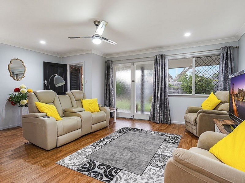 11 Gertrude Street, Strathpine QLD 4500