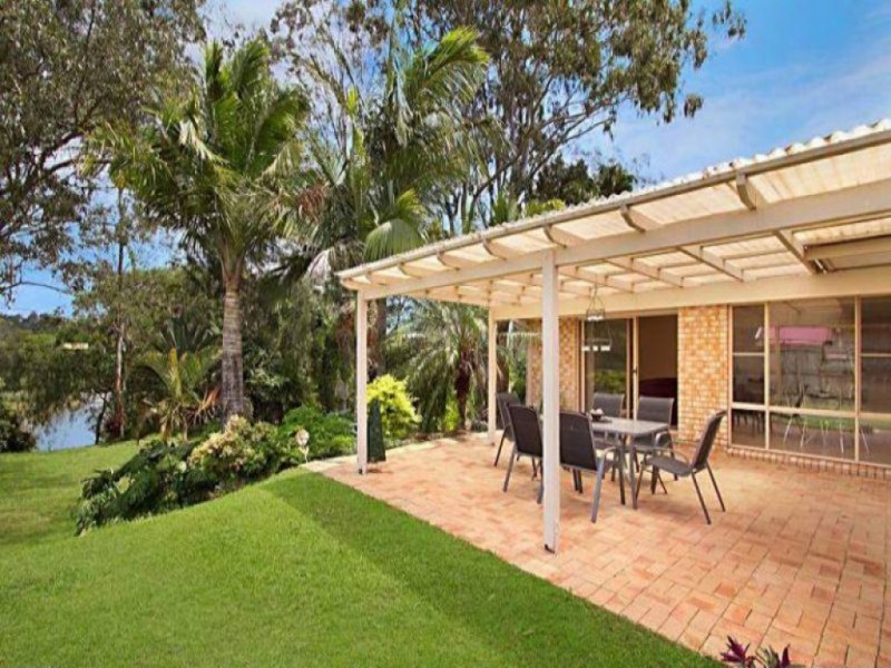 97 Dewar Drive, Loganholme QLD 4129