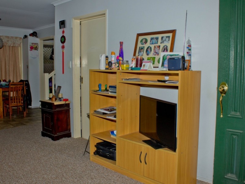 8/12 Bergin Street, Booval QLD 4304