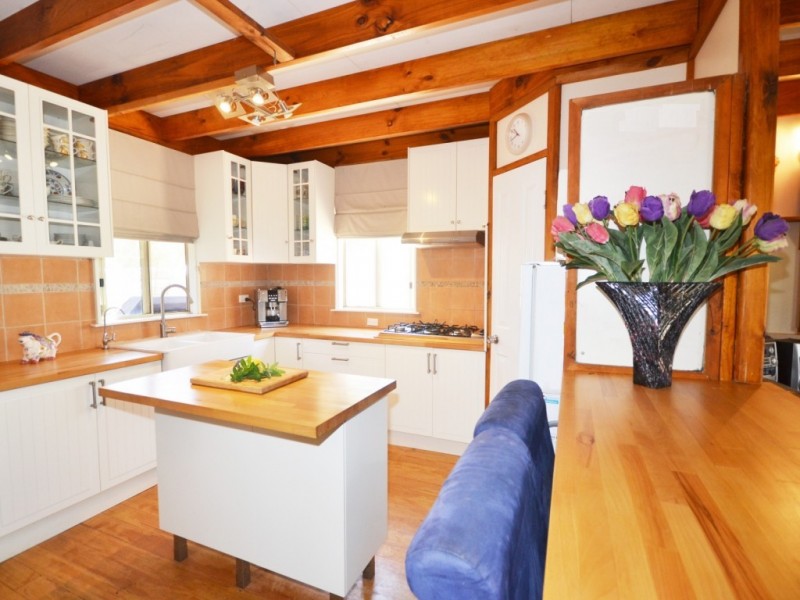 4 Spencers Brook York Road, York WA 6302