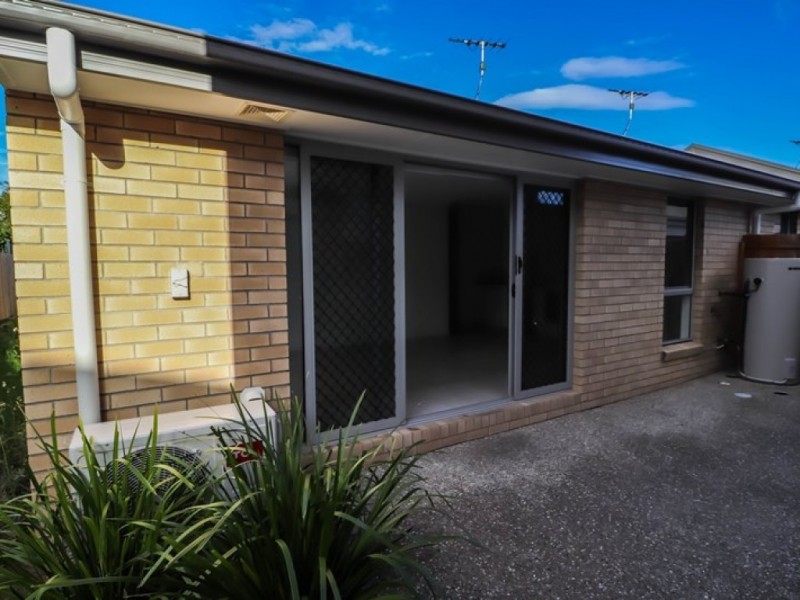 1/77 Lamington Drive, Redbank Plains QLD 4301