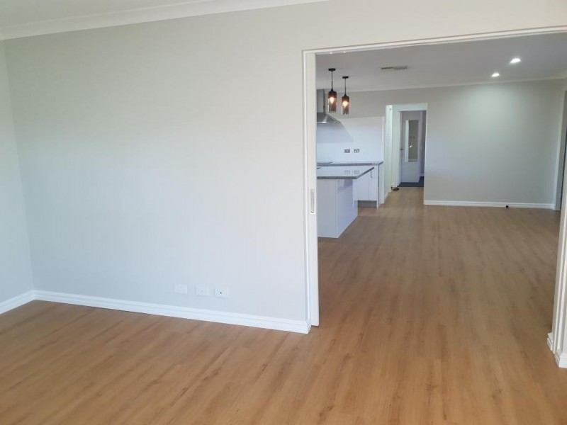 184 Cammillo Road, Kelmscott WA 6111