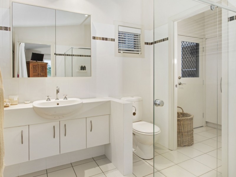 43 Sawtell Drive, Currumbin Waters QLD 4223