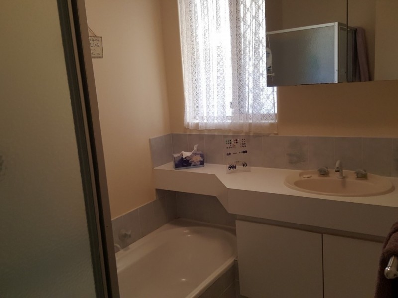 17A Carmil Place, Alexander Heights WA 6064