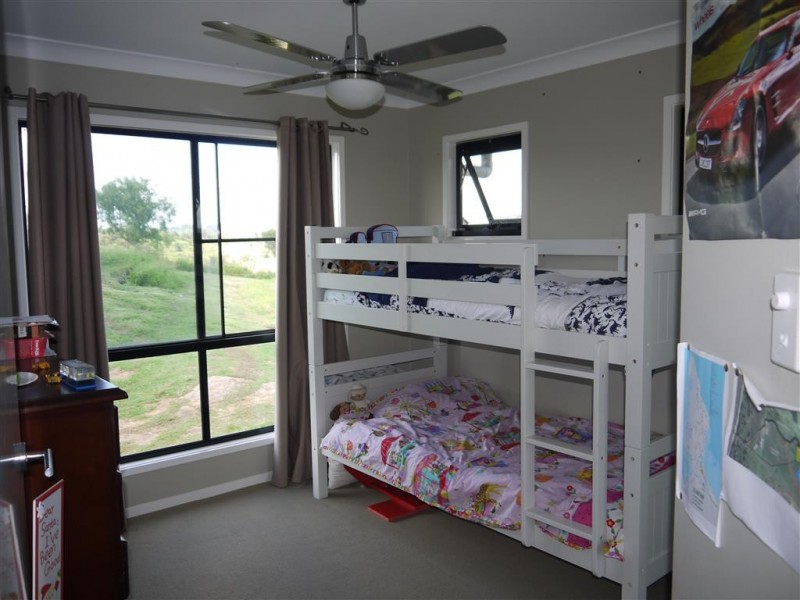 5 Wells Road, Summerholm QLD 4341