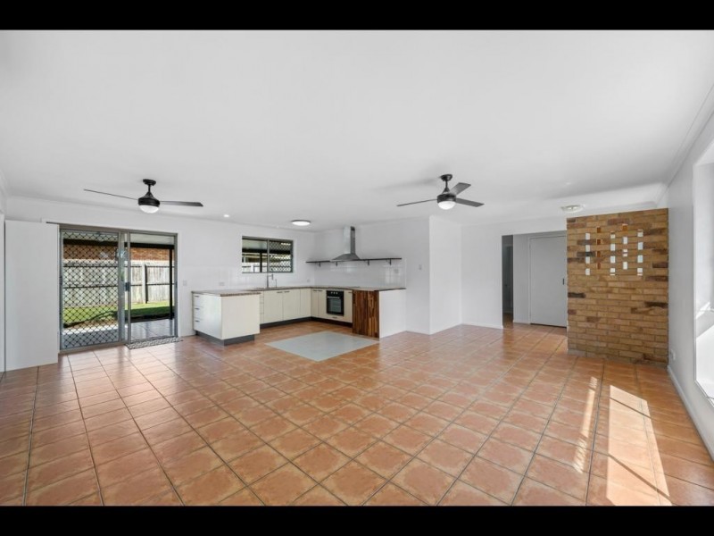 9 Wandana Court, Currimundi QLD 4551