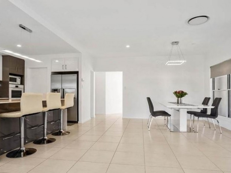 53 Parkview Drive, Springfield Lakes QLD 4300