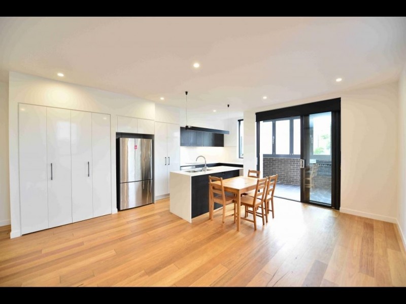 404/121 Clarence Road, Indooroopilly QLD 4068