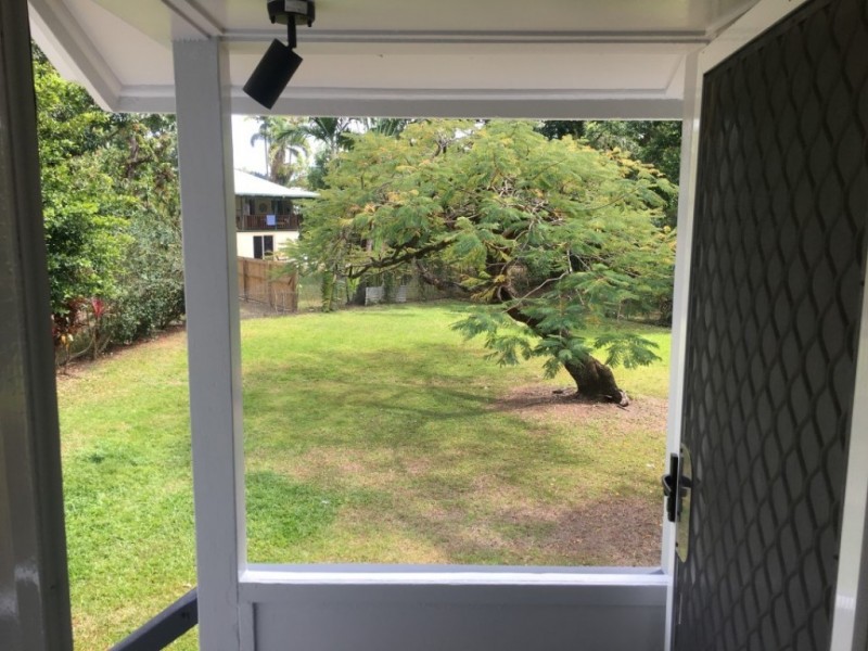 6 Cavendish Street, Earlville QLD 4870