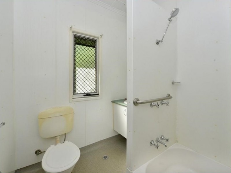 6 Cavendish Street, Earlville QLD 4870