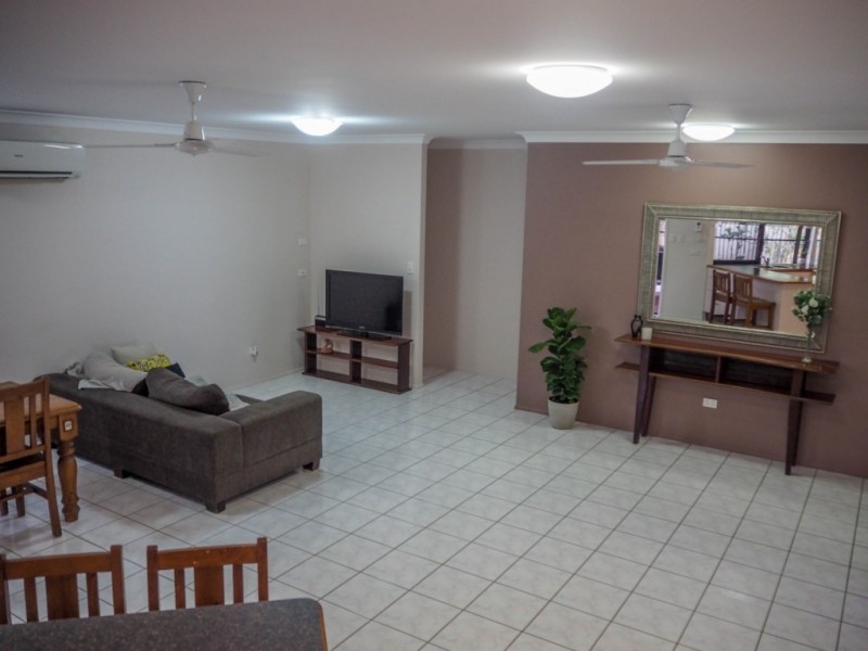 4 Angelus Place, Kirwan QLD 4817