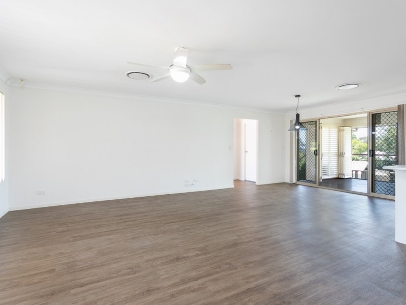 59 Willowtree Drive, Flinders View QLD 4305