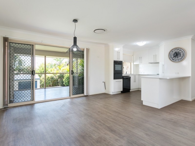 59 Willowtree Drive, Flinders View QLD 4305