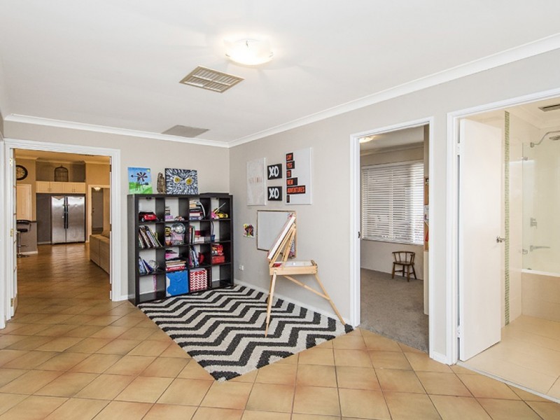 9 Tyson Place, Quinns Rocks WA 6030