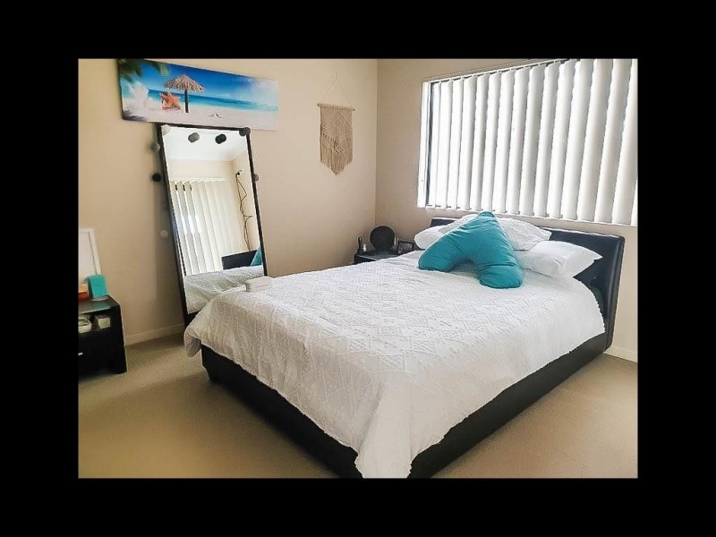 8/24-26 Parker Street, Labrador QLD 4215