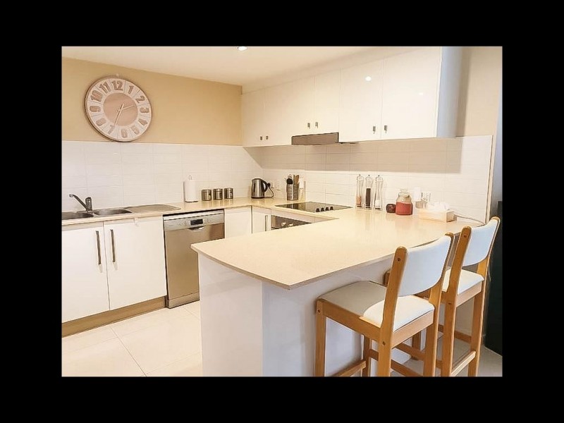 8/24-26 Parker Street, Labrador QLD 4215