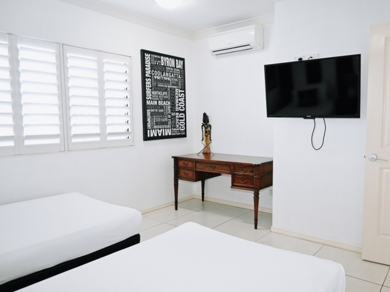 304/2-4 Lake Street, Cairns City QLD 4870