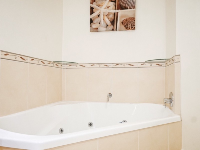 304/2-4 Lake Street, Cairns City QLD 4870