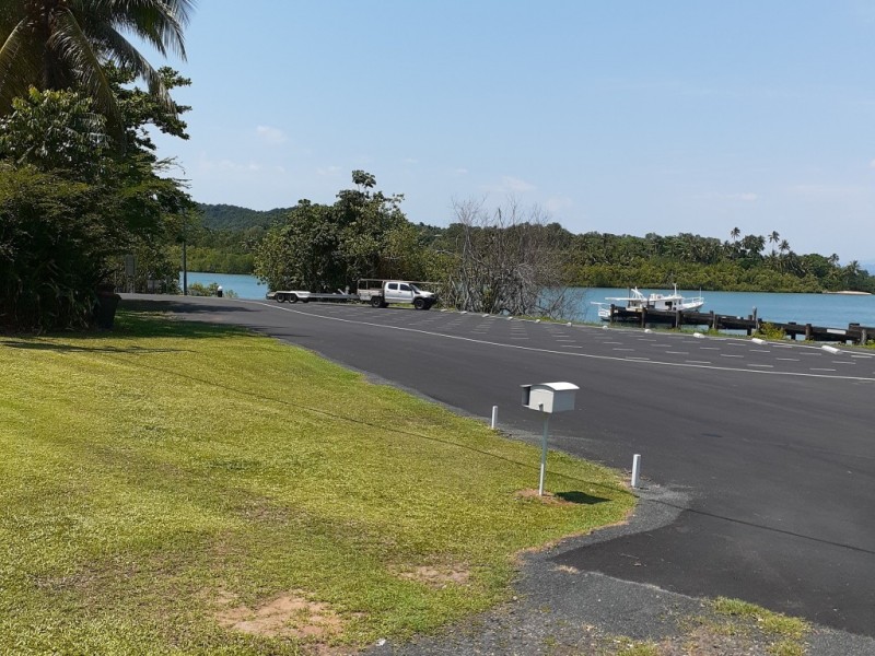 4 The Esplanade, Coconuts QLD 4860