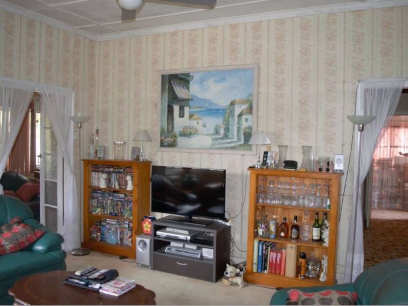 27 Joffre Street, Wynnum North QLD 4178