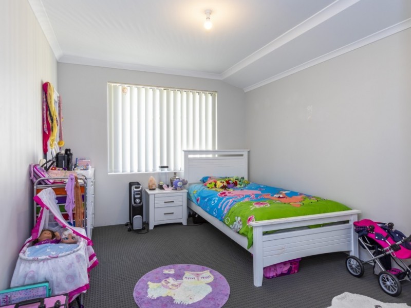 37 Gutmann Parkway, Dalyellup WA 6230