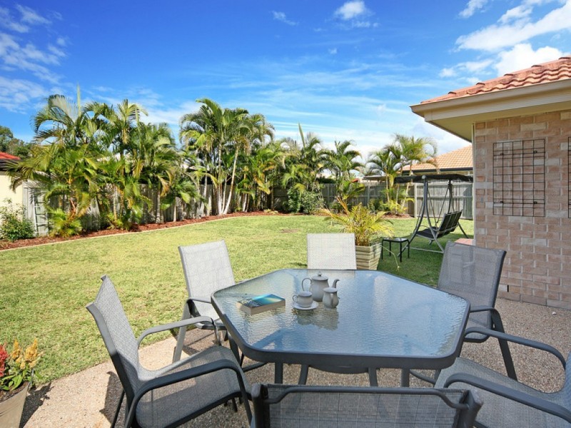 2 Lockyer Place, Pelican Waters QLD 4551