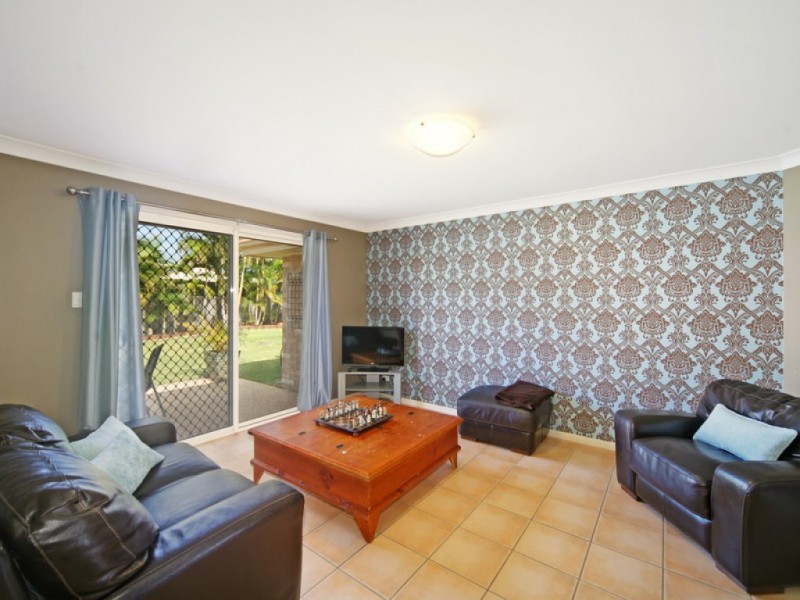 2 Lockyer Place, Pelican Waters QLD 4551