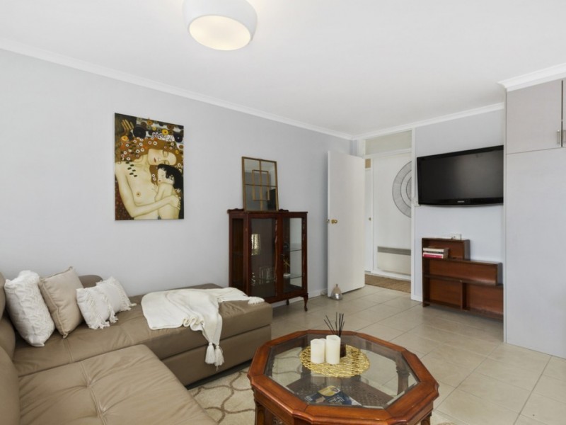 1/188 Churchill Ave, Sandy Bay TAS 7005