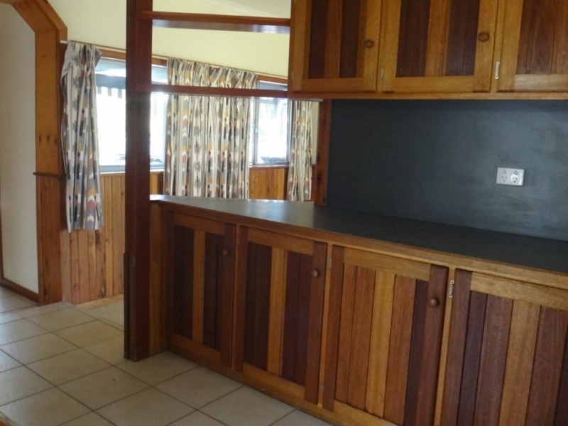 5 Mooring Place, Boyne Island QLD 4680