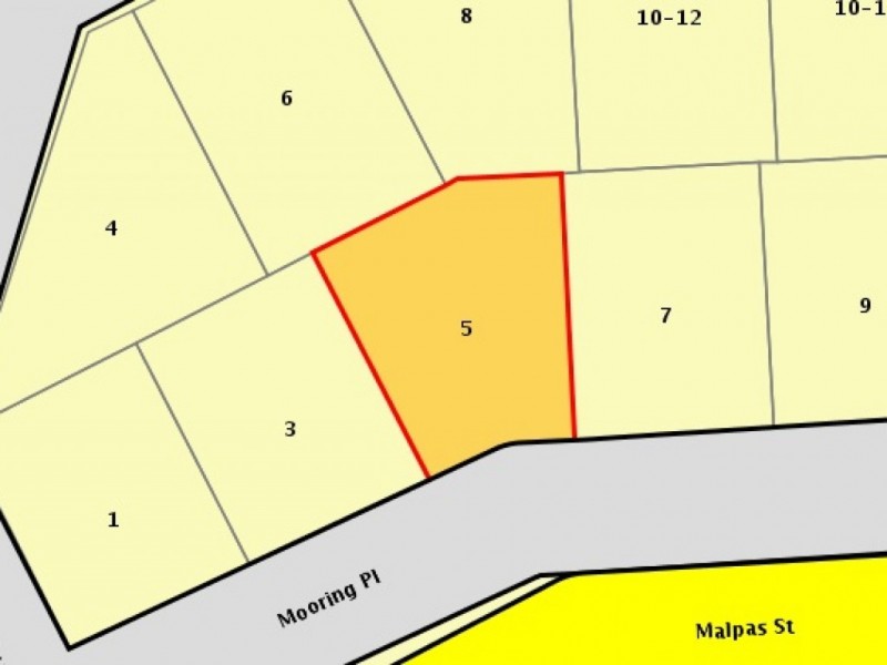 5 Mooring Place, Boyne Island QLD 4680