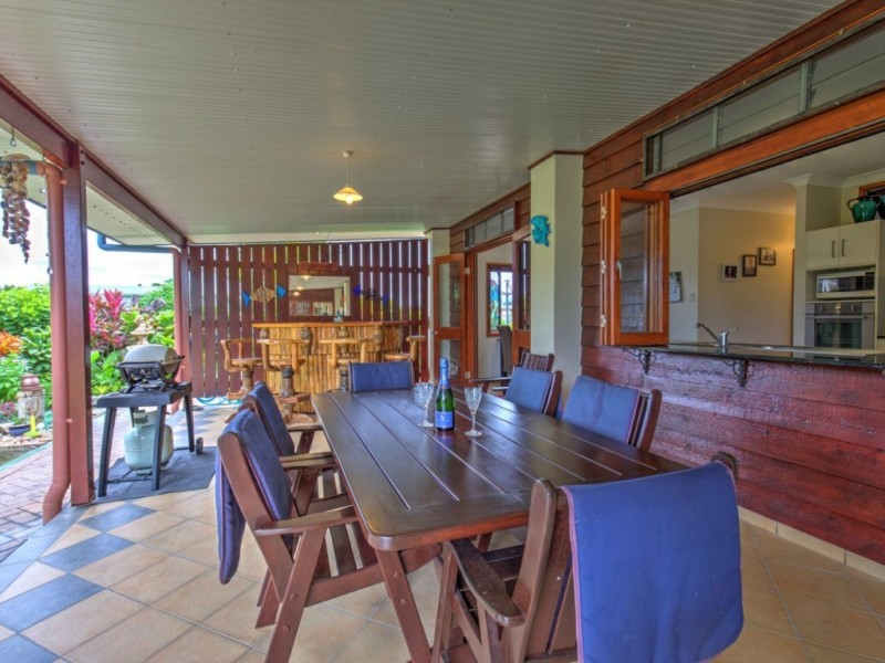10 Gowland Street, Kurrimine Beach QLD 4871