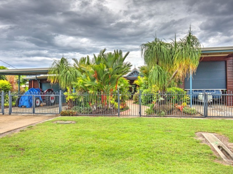 10 Gowland Street, Kurrimine Beach QLD 4871