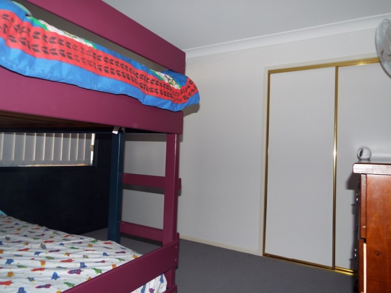 12 Kings Lane, Edens Landing QLD 4207