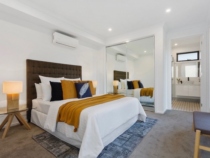 1/35 Saniky St, Notting Hill VIC 3168