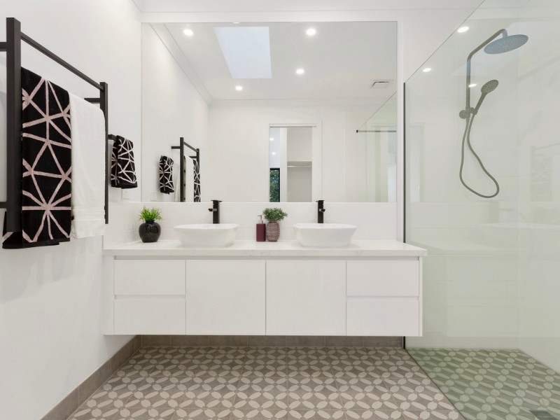 1/35 Saniky St, Notting Hill VIC 3168